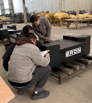 La visita de un cliente de propiedad estatal refuerza los estándares de pruebas de contrapeso